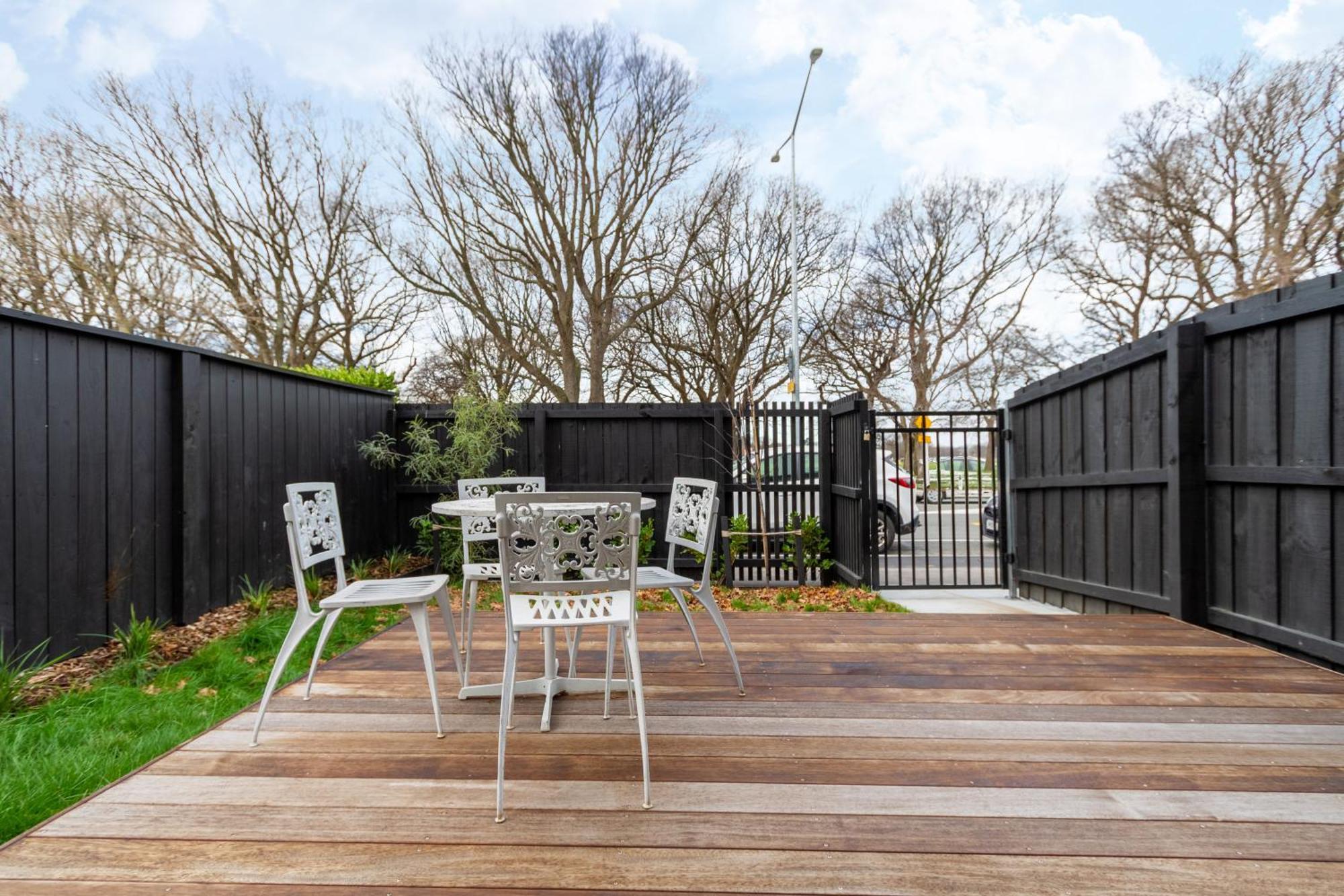 Appartamento Modern 2 Bed 2 Bath Opposite Hagley Park Christchurch Esterno foto
