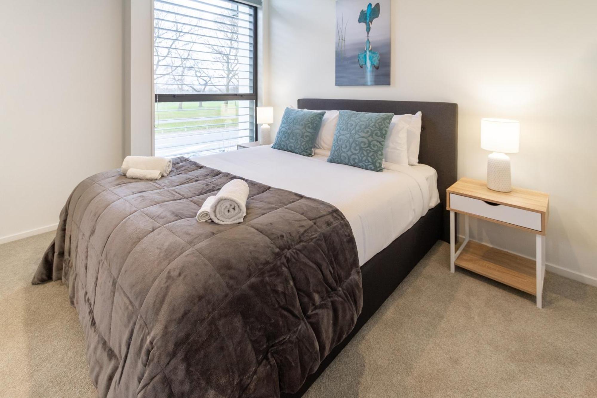 Appartamento Modern 2 Bed 2 Bath Opposite Hagley Park Christchurch Esterno foto