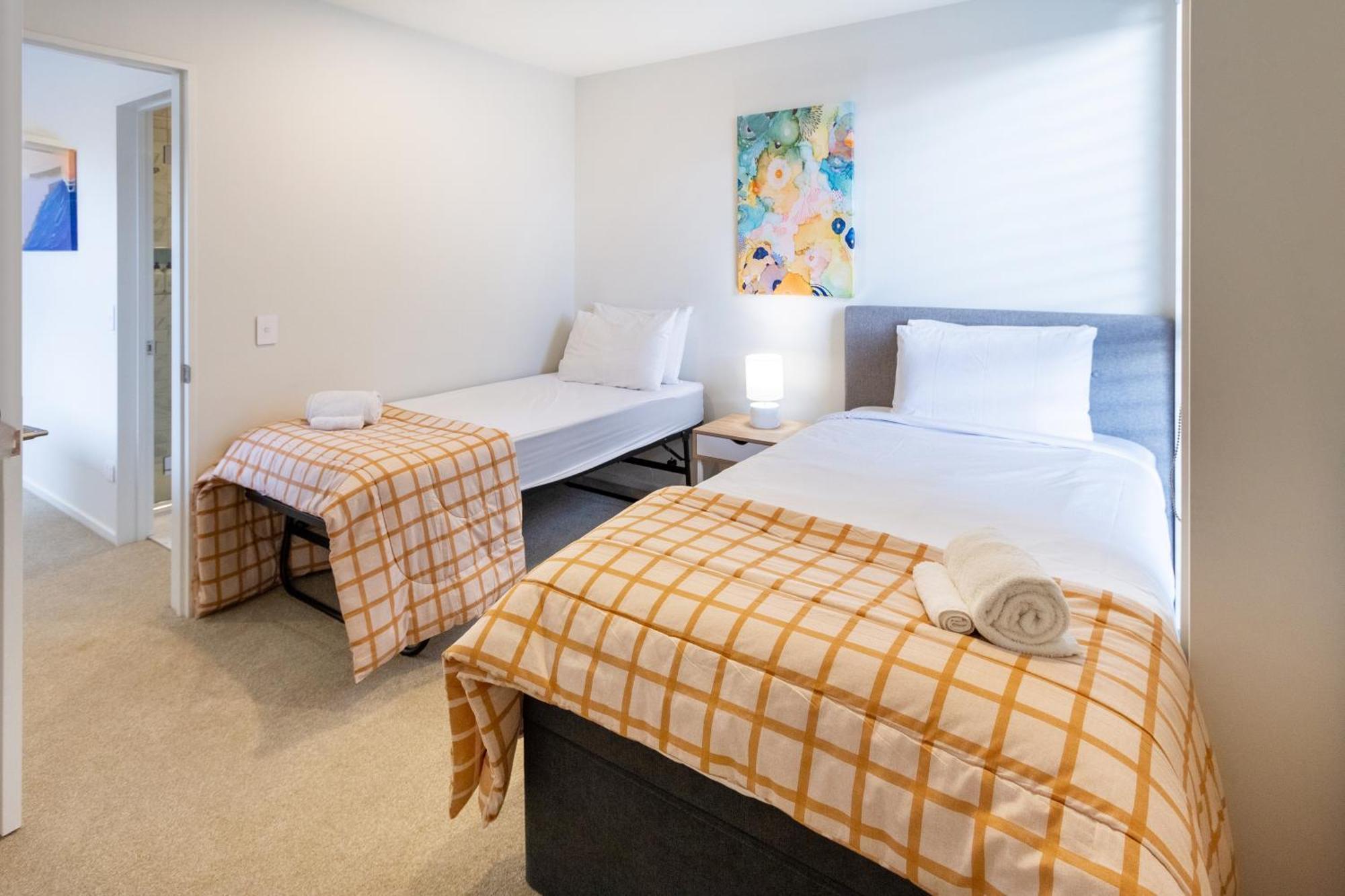 Appartamento Modern 2 Bed 2 Bath Opposite Hagley Park Christchurch Esterno foto